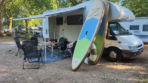 6p Ford alcove uit 2005