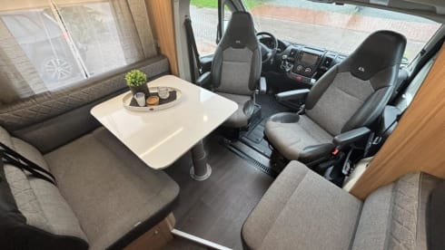 2P Adria Matrix 670SL