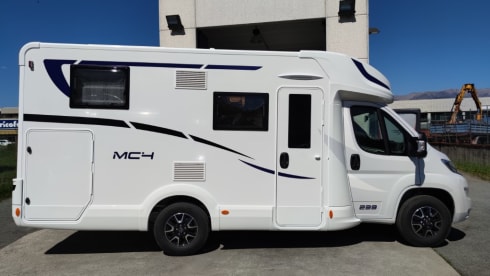 MC4 - 239 – MCLOUIS MC4 331