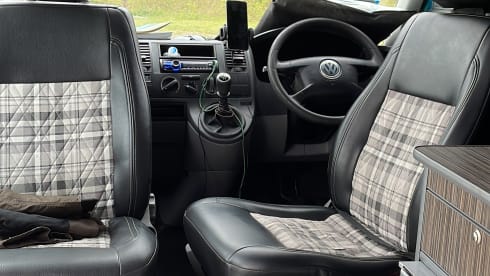 Poppy – Brilliant T5 for mini adventures and longer trips