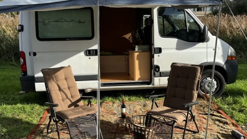 Philip – Our compact camper from 2006 (free km)