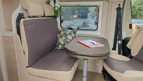 Dan the campervan – Bürstner Campeo 600 - off grid