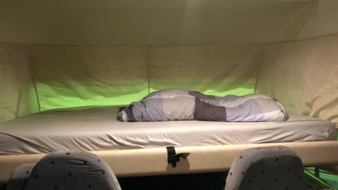 6 persoons hymer – Delicious integral camper (Hymer) with plenty of storage space for 6 people