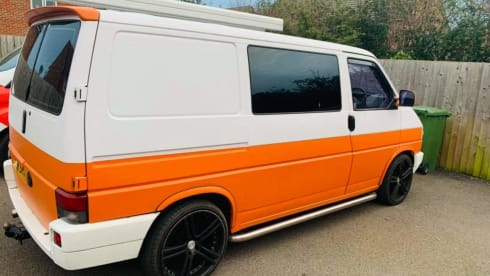 Zazu – ZAZU - VW T4 converted campervan 