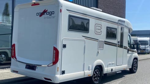Luxury Carthago semi-integrated from 2022 - 2 pers