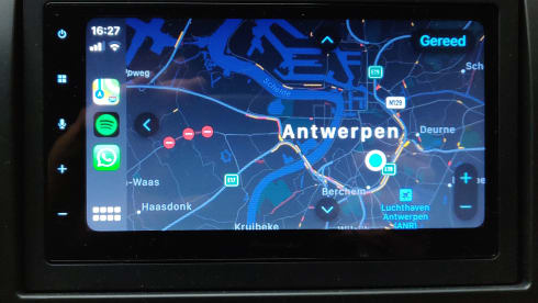 Bussie – Neuer kompakter Buscamper 5m40