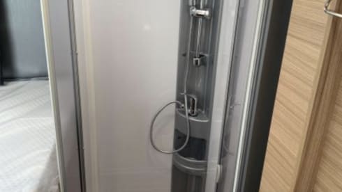 4p Dethleffs Half-Integral from 2020 also for tall people