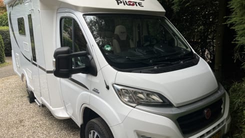 " Dushi bida " –  Pilote P600 compact camper for 2 people from 2015
