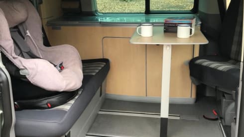 California 4motion – Beautiful T5 for rent for trips within the Netherlands