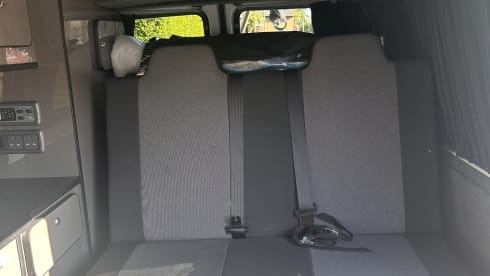 Quantum  – 3/4 Berth Volkswagen Campervan 