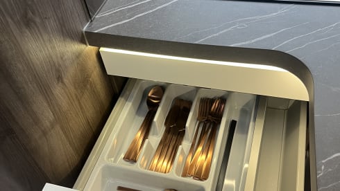 4p Benimar semi-integrated uit 2023