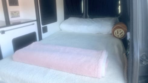Jude – 4 Berth VW Camper