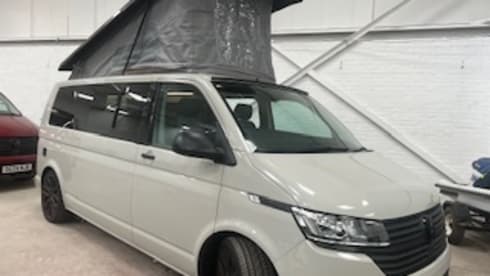 Big Freedom – 4 berth L.W.B Volkswagen campervan from 2024