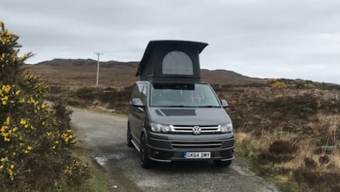 Ollie – 4 berth Volkswagen Campervan - Ollie