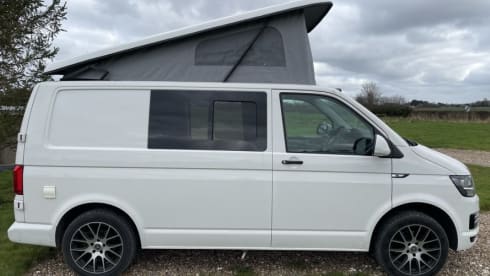 2/4 berth VW T6 Campervan With Heating