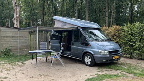 Nugget – 4p Ford campervan from 2005