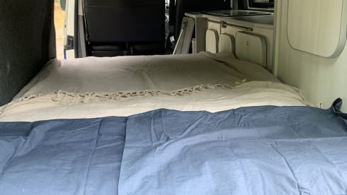 Sky – 4 berth Volkswagen Transporter campervan 