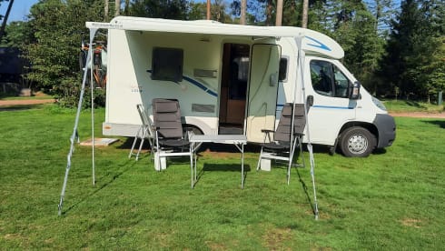 Madelief – Semi-integrated Adria Sport - Bronckhorst Campers