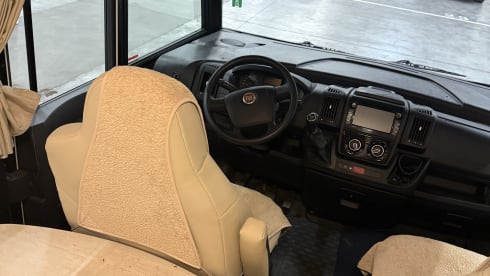 Odette – Luxury Family camper 5 p