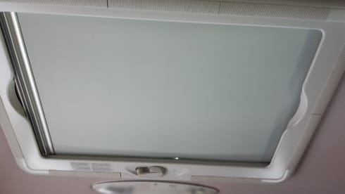 Complete and comfortable integral Knaus travel liner
