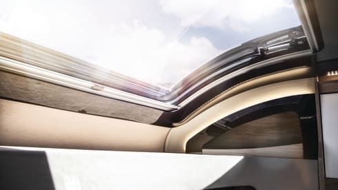 Autotrail F60 – Motorhome – Sleeps 4 – Travels 4