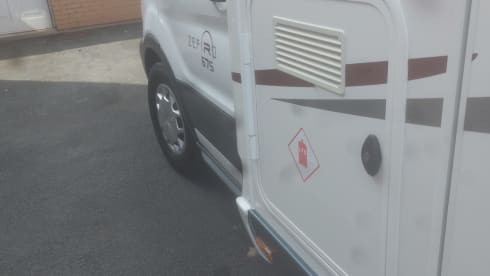 Bella – Great Family 6 berth/6belts Motorhome