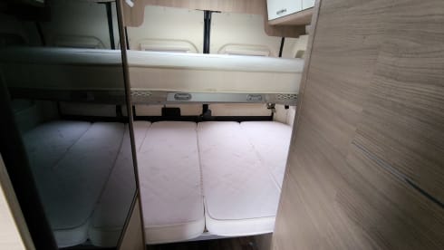2p Pössl for 2 luxury bus camper e-bike carrier