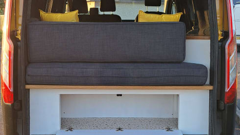 "Moira" - Your 2 Berth Dreamy Yellow Camper!  *INSURANCE INCLUDED* 