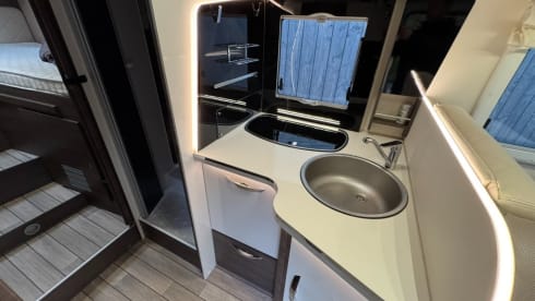 5p McLouis semi-integrated from 2024