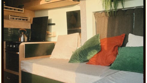 Pistachio - Off Grid - Peugeot Boxer L4H2 
