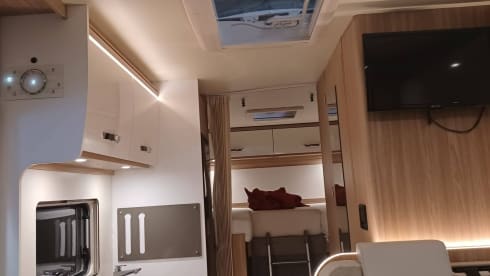 Burstner Lyseo Time limited edition – 2p Bürstner semi-integrated uit 2019