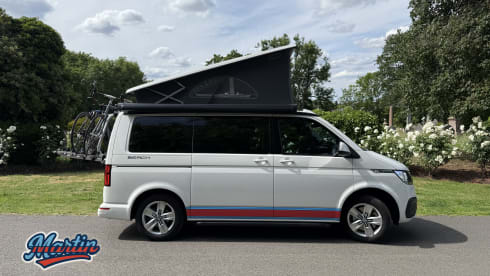 Martin  – 2023 Volkswagen Beach T6.1 Campervan Automatic 