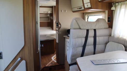 4p Hymer I598 Exsis integral from 2016