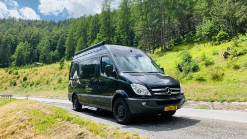 Mercedes Open Road adventure –     ADVENTURE BUSCAMPER automatic EXTRA LONG BED 165hp 