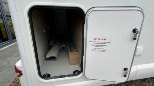 Hugo  – Luxury 4 berth Bailey Adamo with drop down beds and large living spaces. 