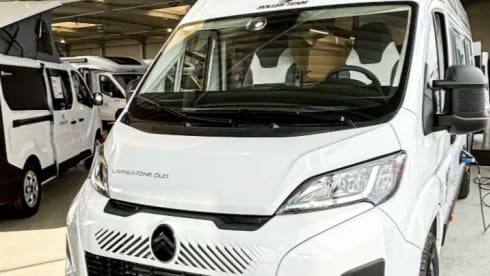 4p volledig uitgeruste campervan - NIEUW!