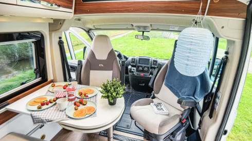 Cees – 2p Adria Mobil bus from 2017