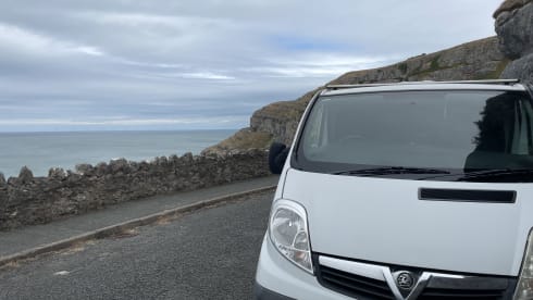 Floki – 2 berth Vauxhall Vivaro self built campervan from 2006