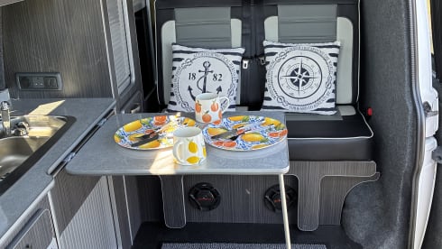 KOJI – 4 berth Volkswagen campervan from 2016