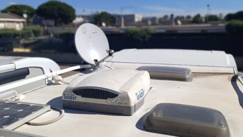 Efi – Camper mansardato