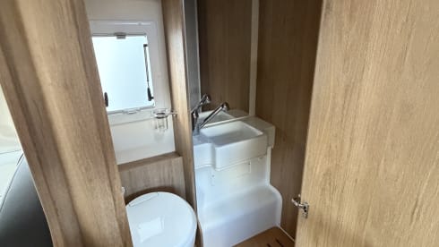 Rollerteam Ronnie – 6 berth Ford semi-integrated from 2026