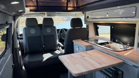 HTO – 4 berth Volkswagen campervan from 2021
