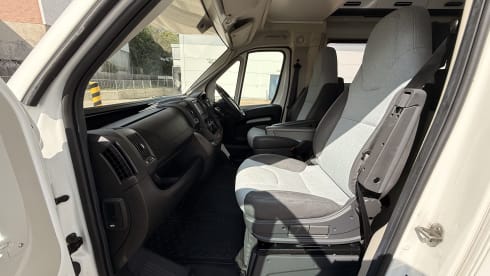 Great Scottish Cruiser – Caravane Fiat 7 couchages avec alcôve à partir de 2021