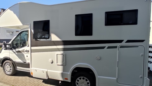 Leo  – ☀️ Motorhome LEO Rental ☀️