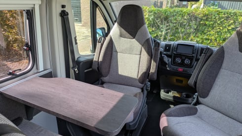 2021 Buscamper 6mtr with length beds Weinsberg