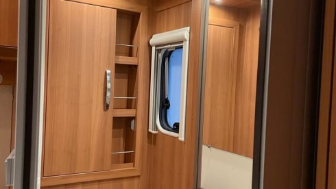 2p Hymer semi-integrated from 2021