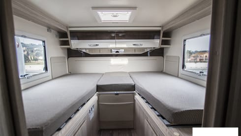 T-Loft 530 – Camper 5 posti Elnagh T-Loft 530 - 7,45 mt.