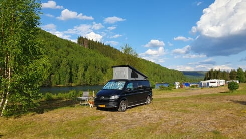Black pearl – Volkswagen Transporter Camper automatic 