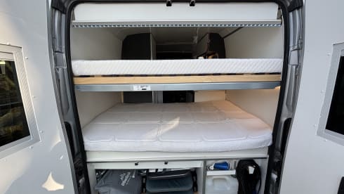 Fiat Ducato 2 or 4 pers. Buscamper - Off grid - Bench air conditioning - Underfloor heating