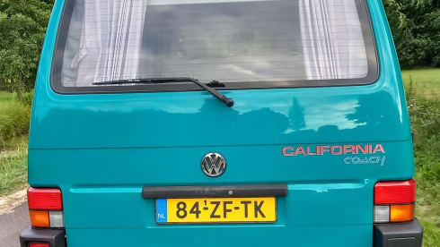 Kermit – Original Volkswagen t4 California 1994 6 persons off-grid